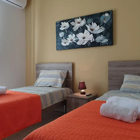 Apartment Bugibba Square *
